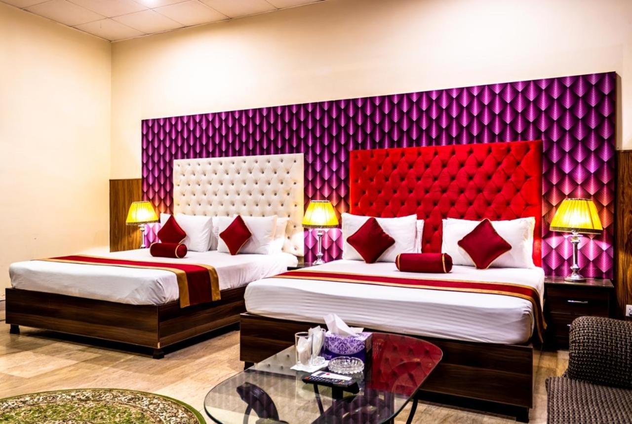 Rose Palace Hotel, Gulberg Lahore Exteriör bild